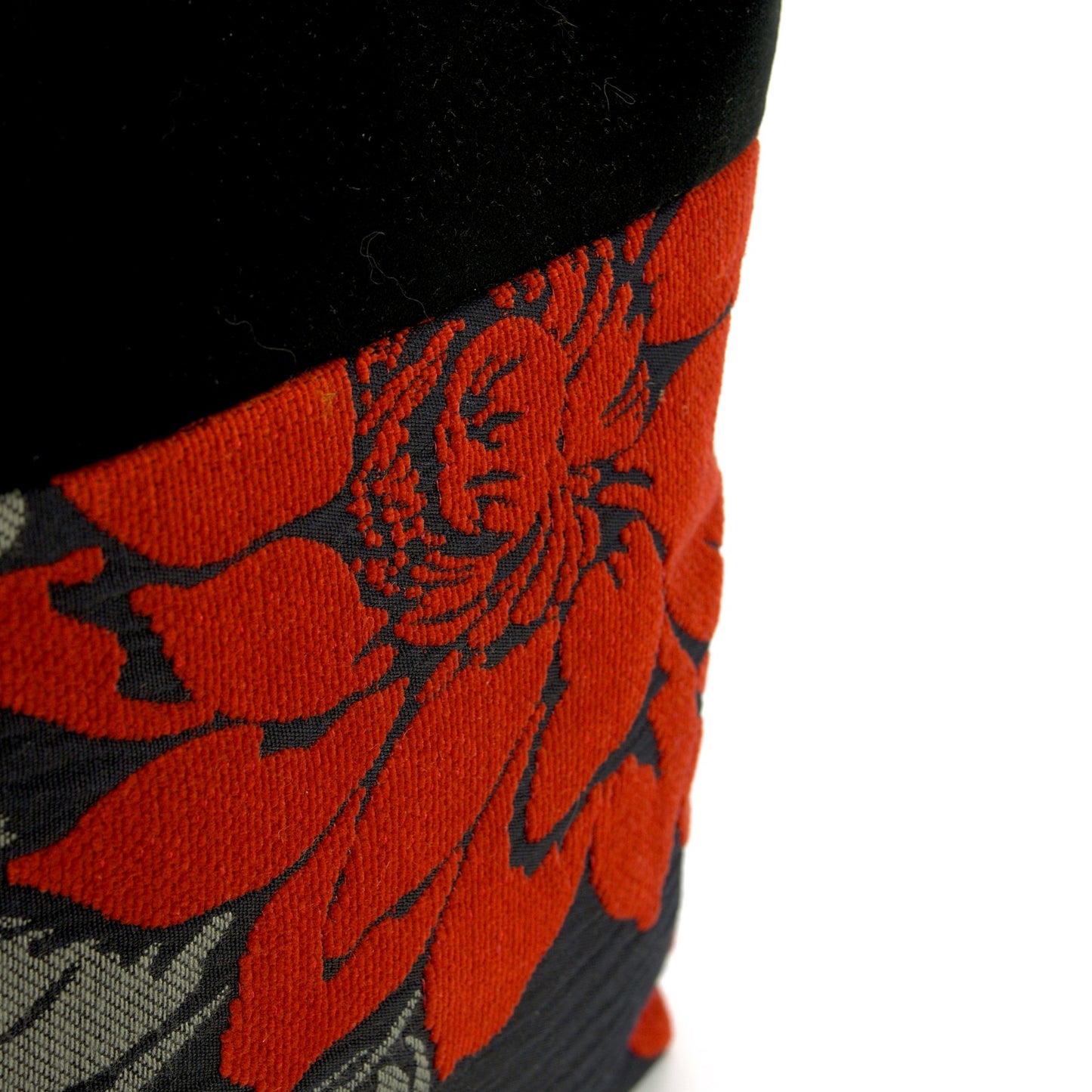 OVER T. - rosso e nero